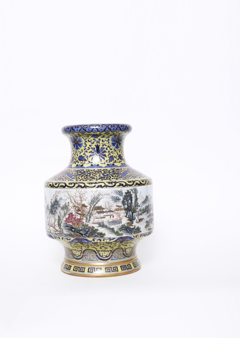 粉彩描金山水洗口尊